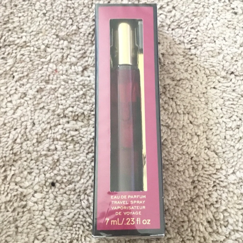 Victoria's Secret Bombshell Passion Travel Fragrance NWT - Picture 1 of 7